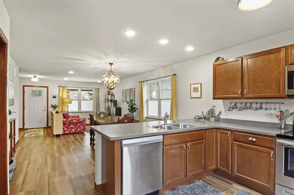 2427 Allied Drive, Madison, WI 53711