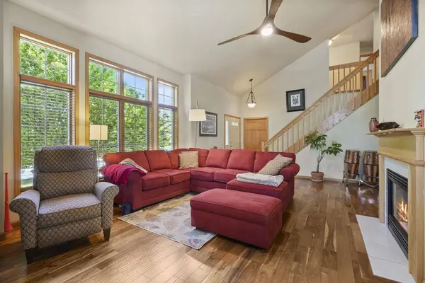 422 Bailey Drive, Madison, WI 53718