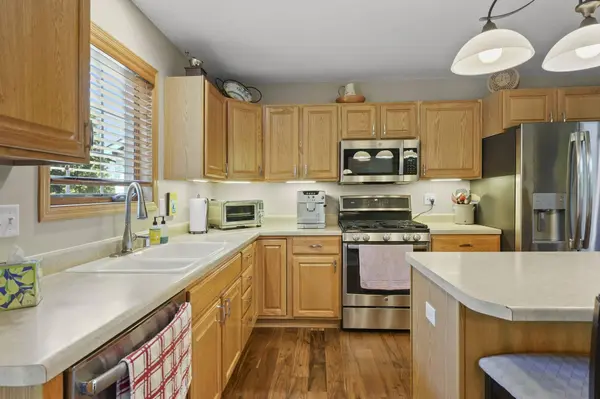 422 Bailey Drive, Madison, WI 53718