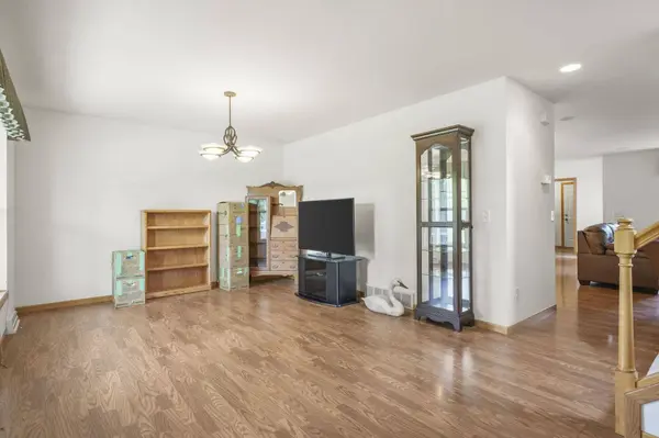 1565 Okeeffe Avenue, Sun Prairie, WI 53590