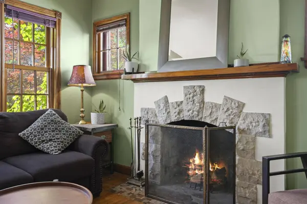 2205 E Washington Avenue, Madison, WI 53704-5209