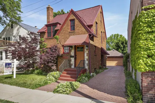2205 E Washington Avenue, Madison, WI 53704-5209
