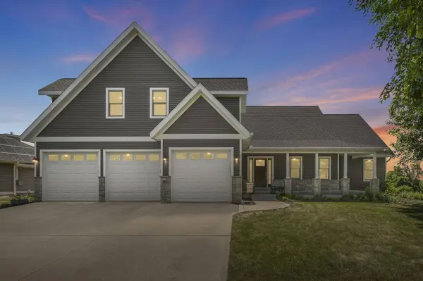 802 Stoney Hill Lane, Cottage Grove, WI 53527