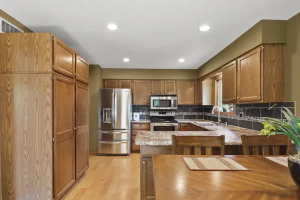 14 Weeping Birch Circle, Madison, WI 53704