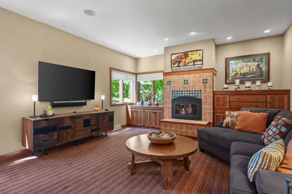 3081 Edenberry Street, Fitchburg, WI 53711