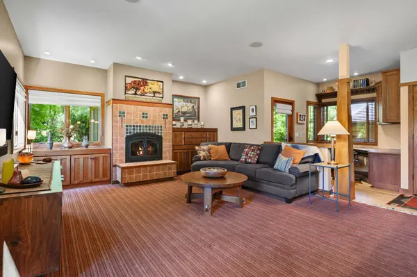 3081 Edenberry Street, Fitchburg, WI 53711