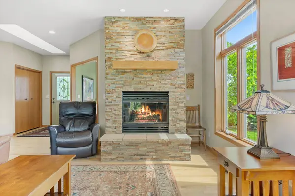 W5430 Windmill Ridge Road, New Glarus, WI 53574