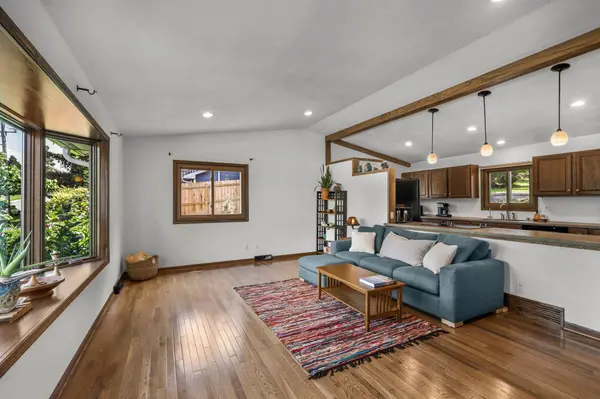 413 8th Street, New Glarus, WI 53574