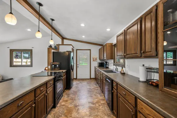 413 8th Street, New Glarus, WI 53574