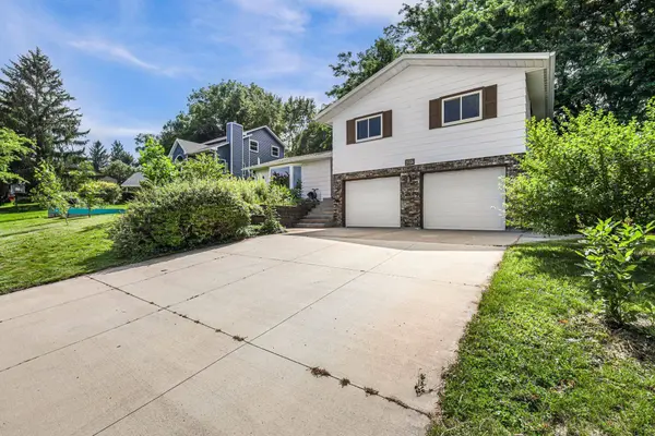 413 8th Street, New Glarus, WI 53574