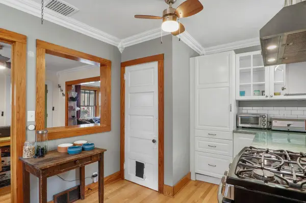 218 N Marquette Street, Madison, WI 53704