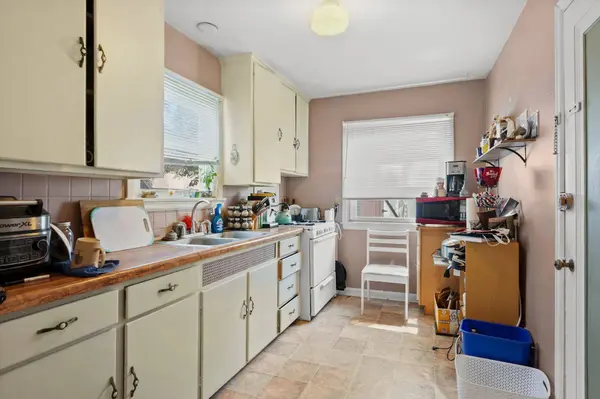 2021 Carey Court, Madison, WI 53704
