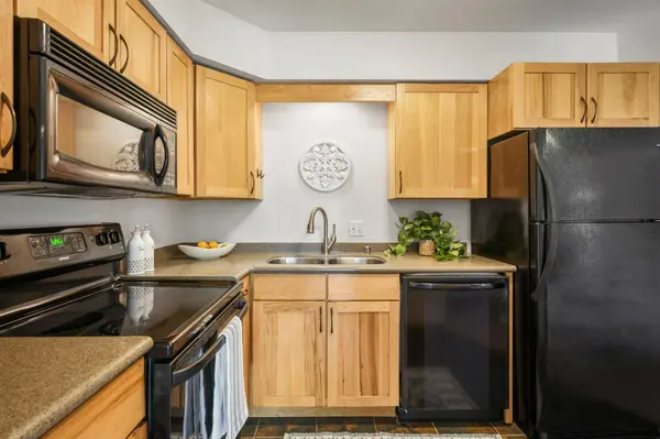 1014 Spaight Street #5, Madison, WI 53703