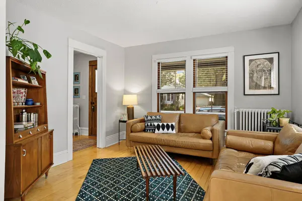 34 Farwell Street, Madison, WI 53704-5469