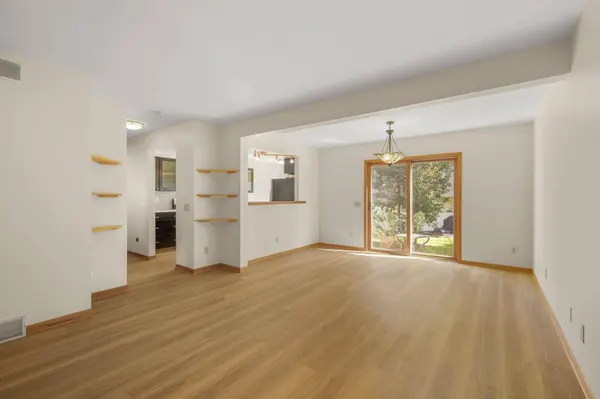 69 Ponwood Circle, Madison, WI 53717