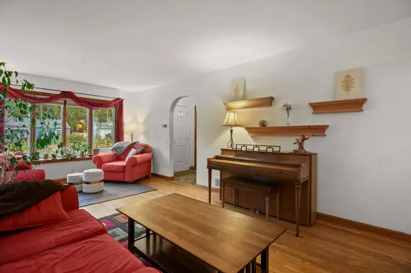 1650 Mayfield Lane, Madison, WI 53704