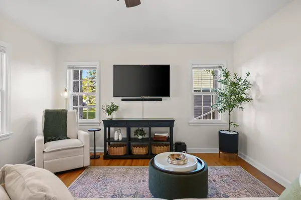 821 N Fair Oaks Avenue, Madison, WI 53714
