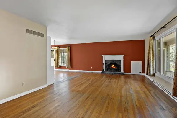 6625 S Oak Lane, Windsor, WI 53598