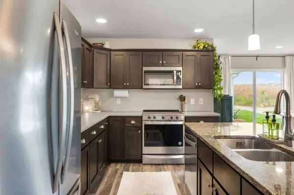 1102 O'Keeffe Avenue, Sun Prairie, WI 53590