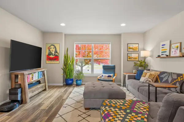 1102 O'Keeffe Avenue, Sun Prairie, WI 53590