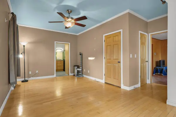 1128 E Dayton Street, Madison, WI 53703