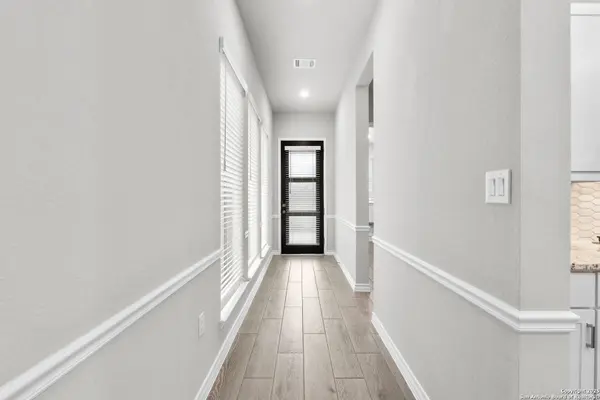 3129 Coral Way, Seguin, TX 78155