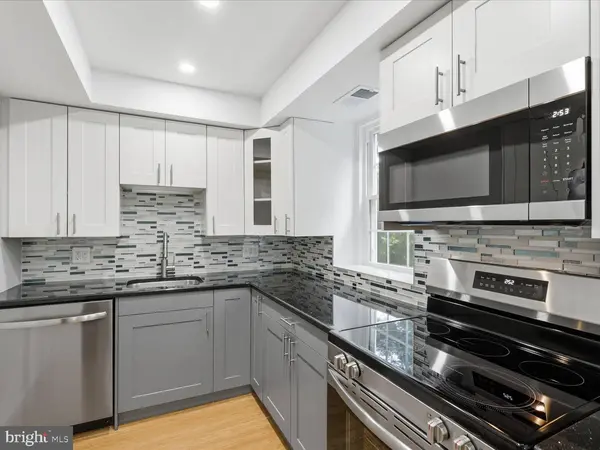 2966 S COLUMBUS ST #B2, Arlington, VA 22206