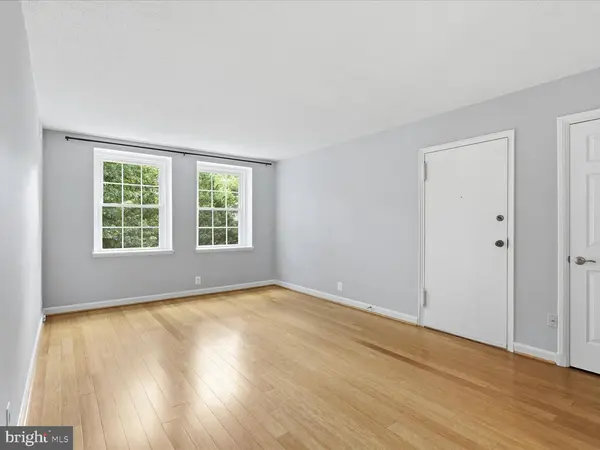 2966 S COLUMBUS ST #B2, Arlington, VA 22206