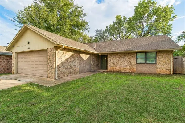 108 Cambridge DR