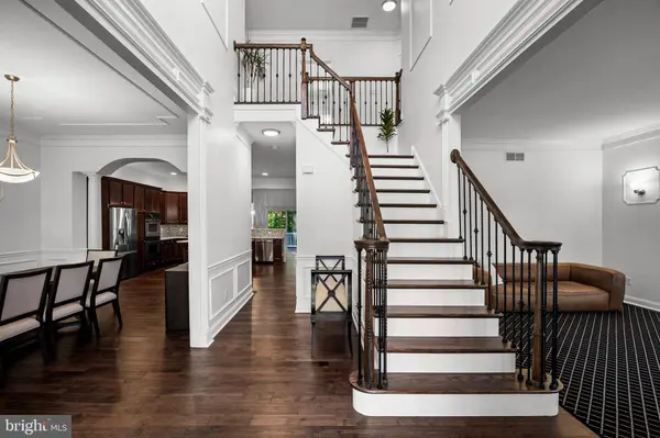 105 HICKORY CT, Mullica Hill, NJ 08062