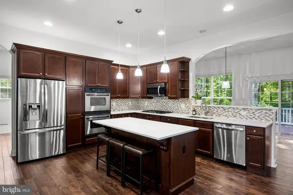 105 HICKORY CT, Mullica Hill, NJ 08062