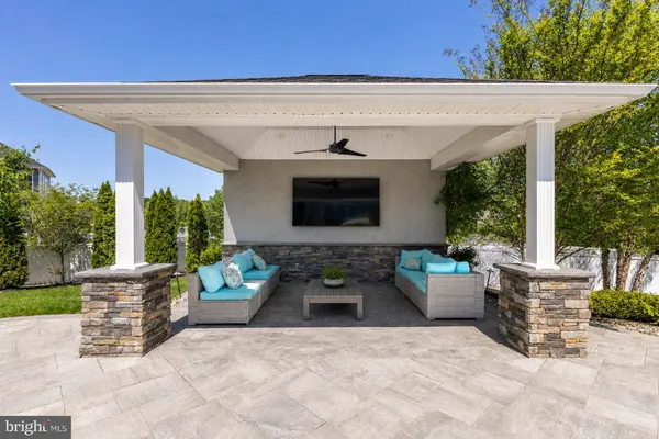 412 GARDENIA DR, Mullica Hill, NJ 08062