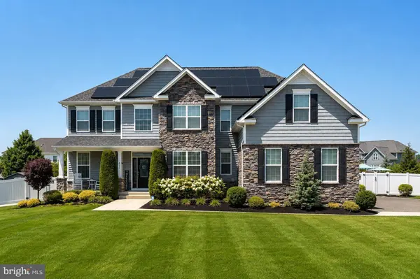 412 GARDENIA DR, Mullica Hill, NJ 08062