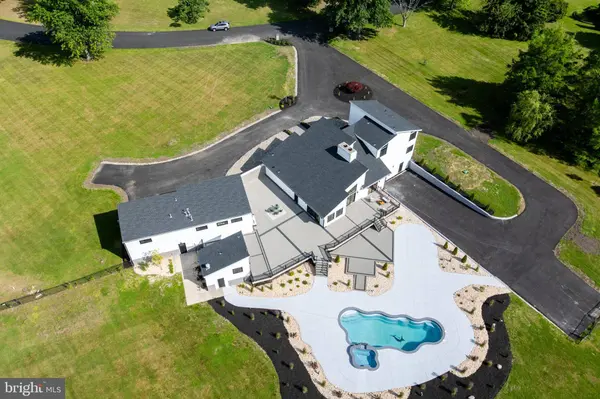 3 HOPEWELL AVE, Lumberton, NJ 08048