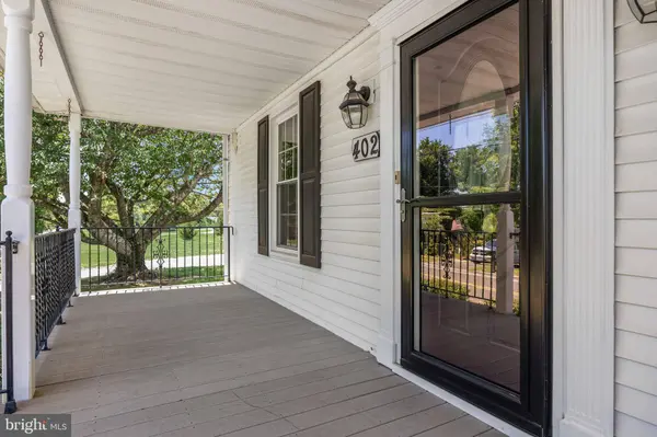 402 BARNSBORO RD, Sewell, NJ 08080
