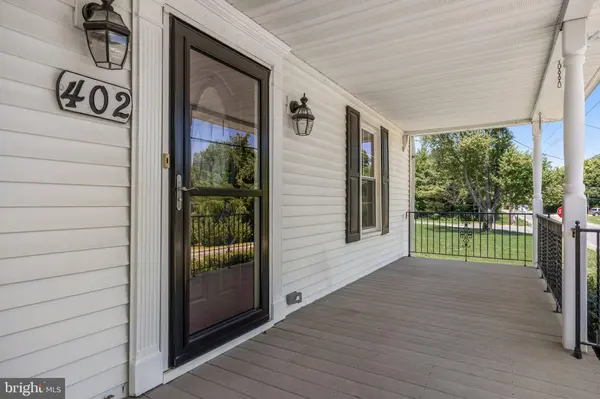 402 BARNSBORO RD, Sewell, NJ 08080