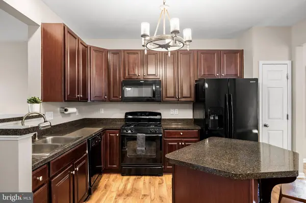 376 CONCETTA DR, Mount Royal, NJ 08061