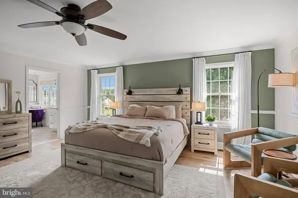 35 PARRY DR, Hainesport, NJ 08036