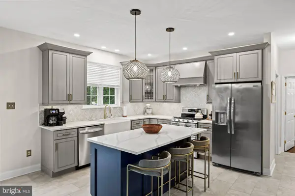 116 SARAH DR, Mickleton, NJ 08056