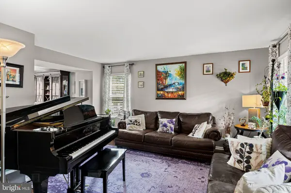 956 ASHBURN WAY, Swedesboro, NJ 08085