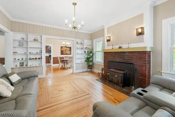 9 Bissell St, Mine Hill Twp., NJ 07803