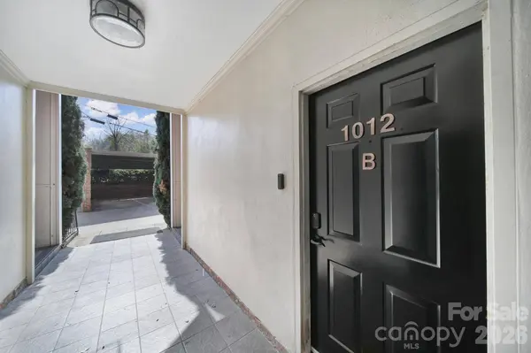 1012 Queens RD #B, Charlotte, NC 28207