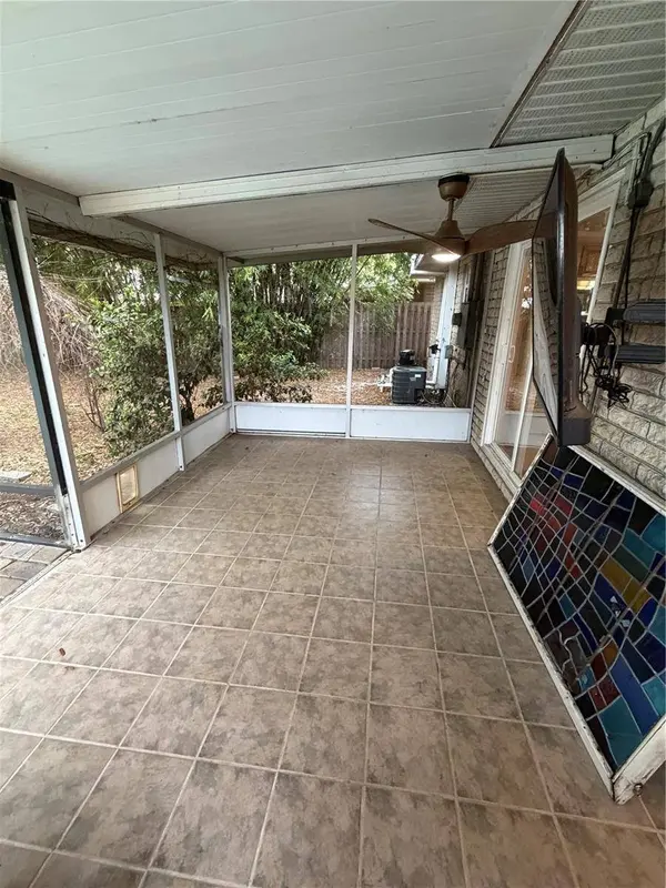 1413 ORANGE AVE, Tavares, FL 32778