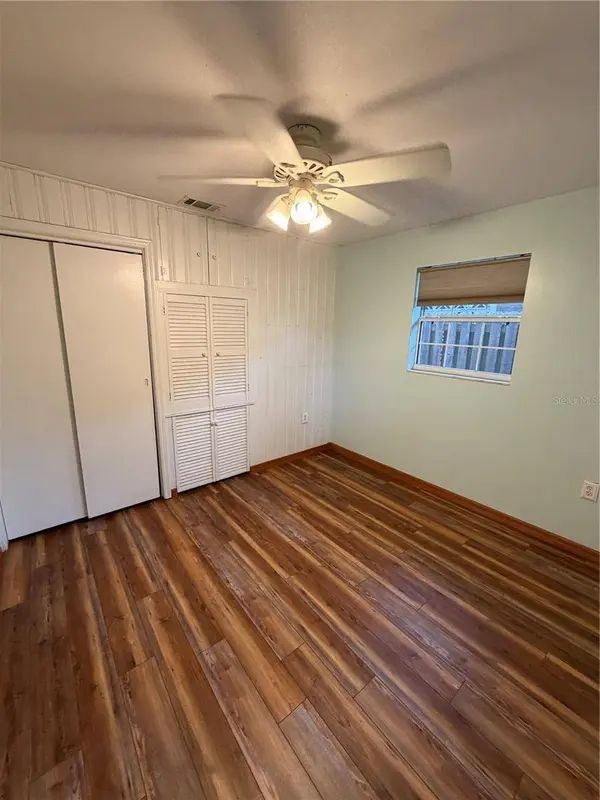 1413 ORANGE AVE, Tavares, FL 32778