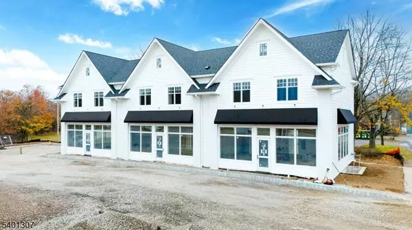 445 Ramapo Valley Rd #3, Oakland Boro, NJ 07436