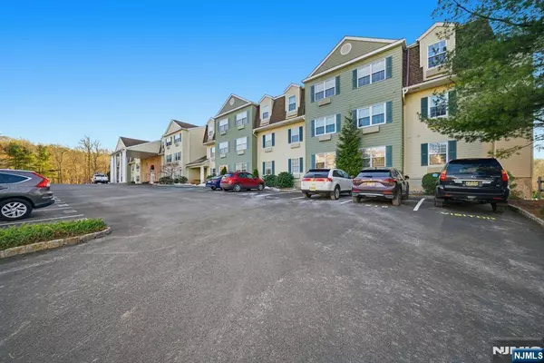 1310 Richmond RD, West Milford, NJ 07480