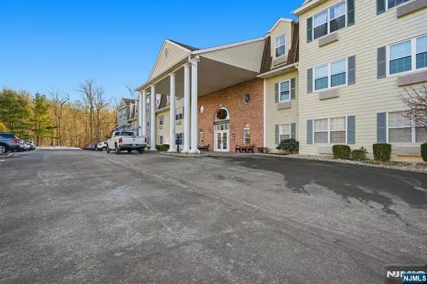 1310 Richmond RD, West Milford, NJ 07480