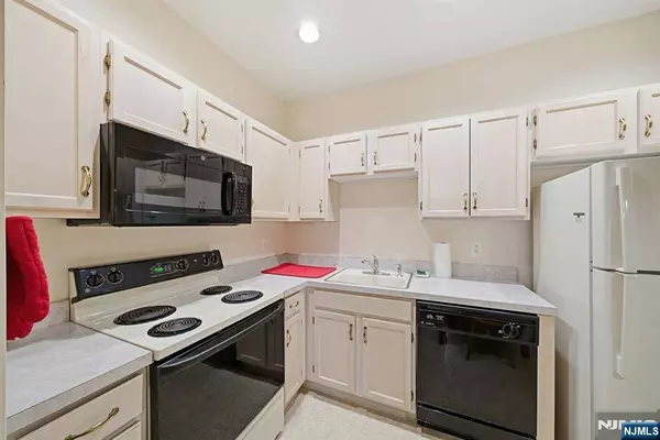 1310 Richmond RD, West Milford, NJ 07480