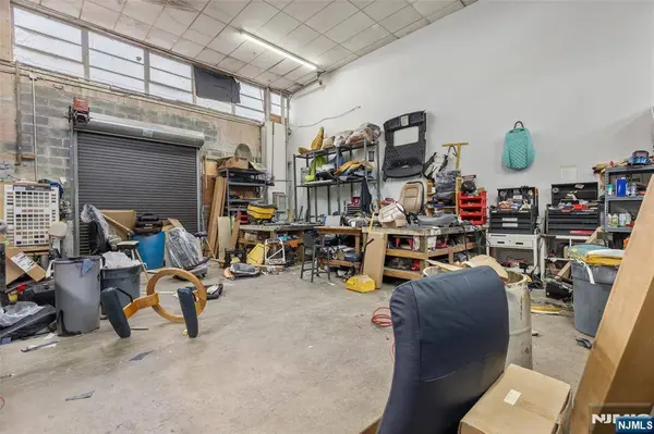 141 Moonachie RD, Moonachie, NJ 07074