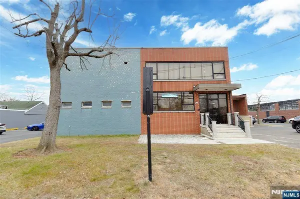 141 Moonachie RD, Moonachie, NJ 07074